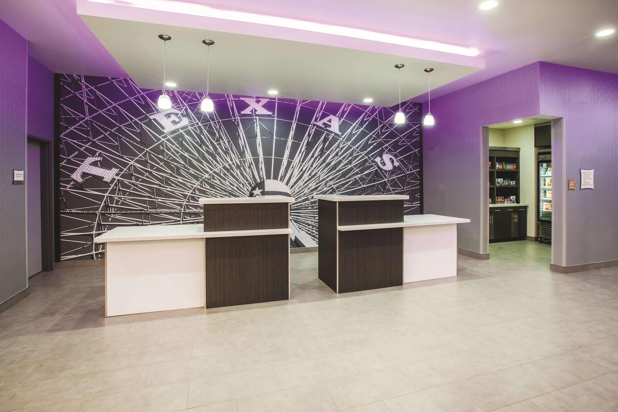 La Quinta By Wyndham Lubbock South Hotel Ngoại thất bức ảnh