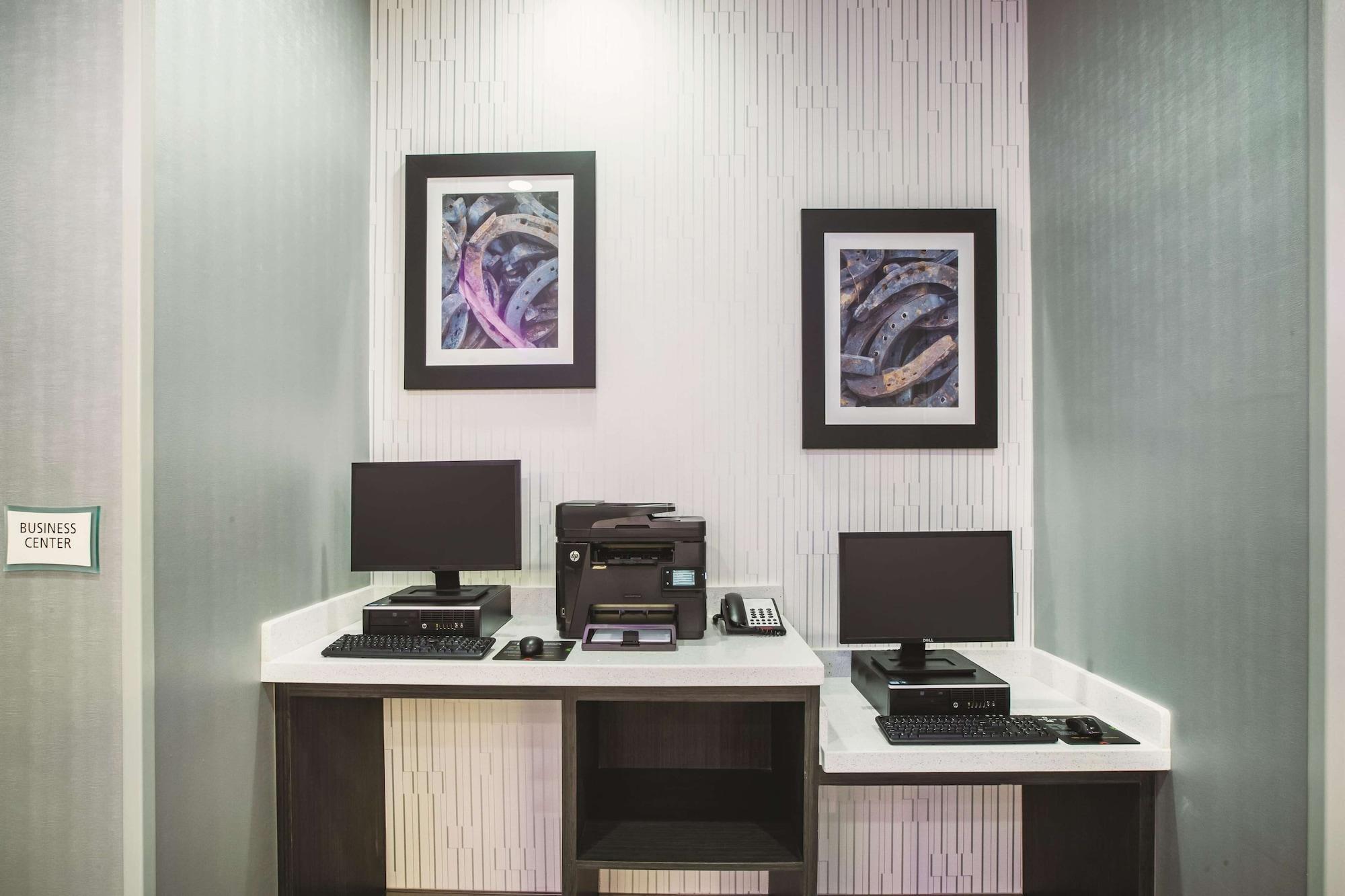 La Quinta By Wyndham Lubbock South Hotel Ngoại thất bức ảnh